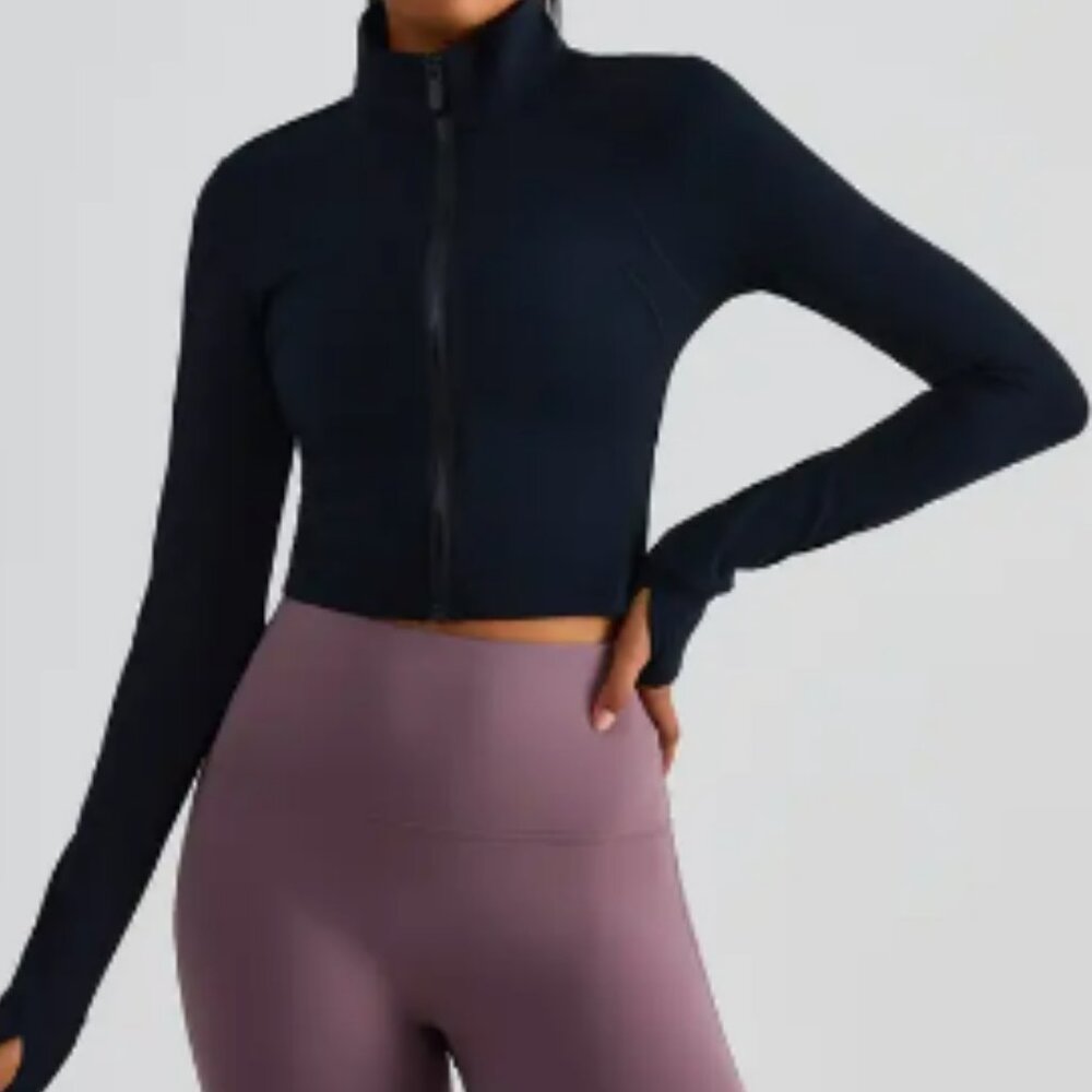 NWT Soft Cropped Zip Activewear Top Dry Fit